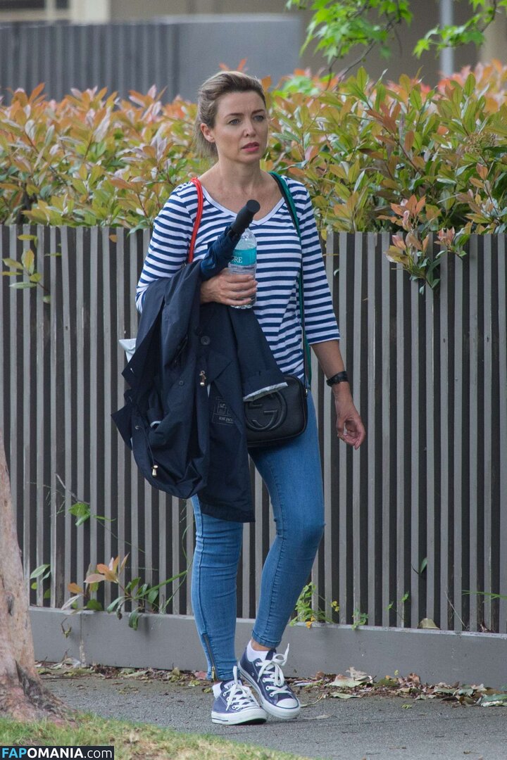 Danni Minogue / danniiminogue Обнажённый OnlyFans  Утёкшее фото #4