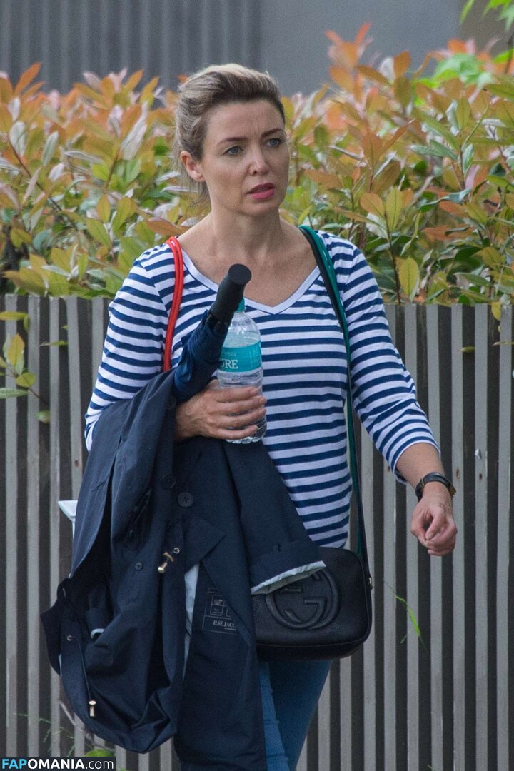 Danni Minogue / danniiminogue Обнажённый OnlyFans  Утёкшее фото #9