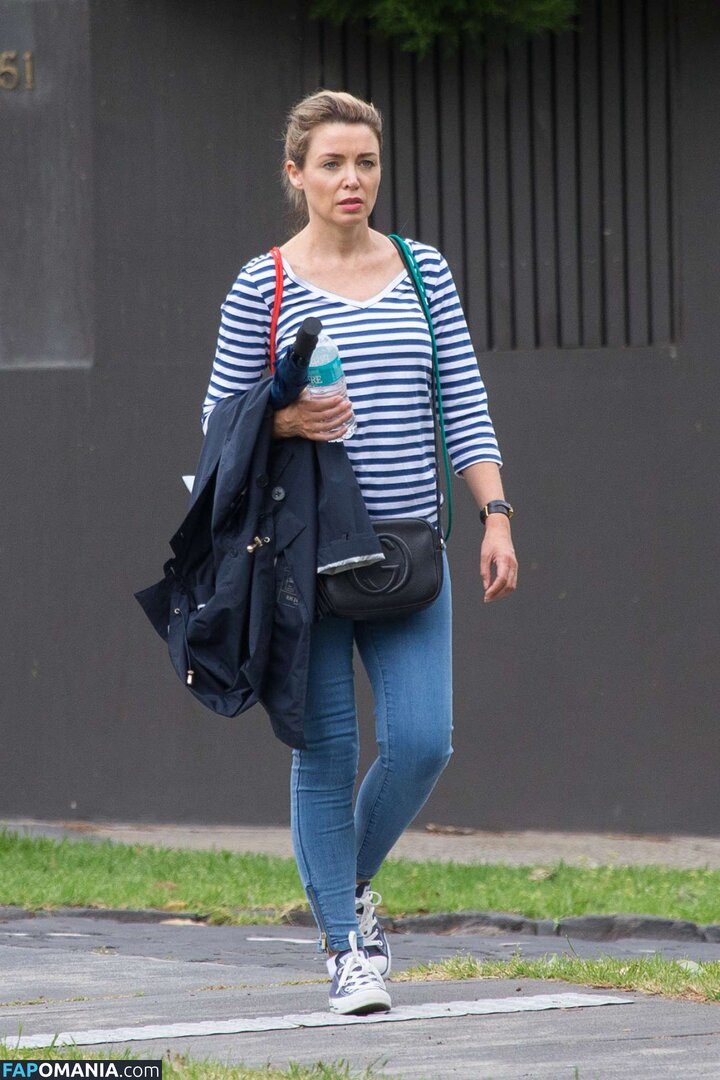 Danni Minogue / danniiminogue Обнажённый OnlyFans  Утёкшее фото #10