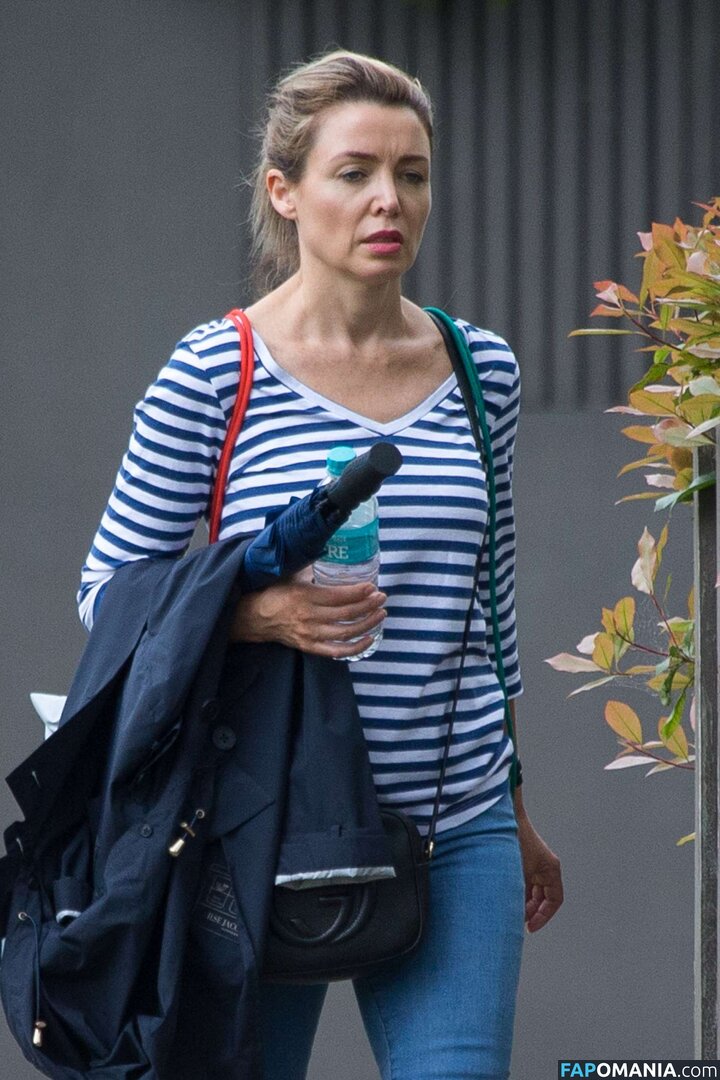 Danni Minogue / danniiminogue Обнажённый OnlyFans  Утёкшее фото #15