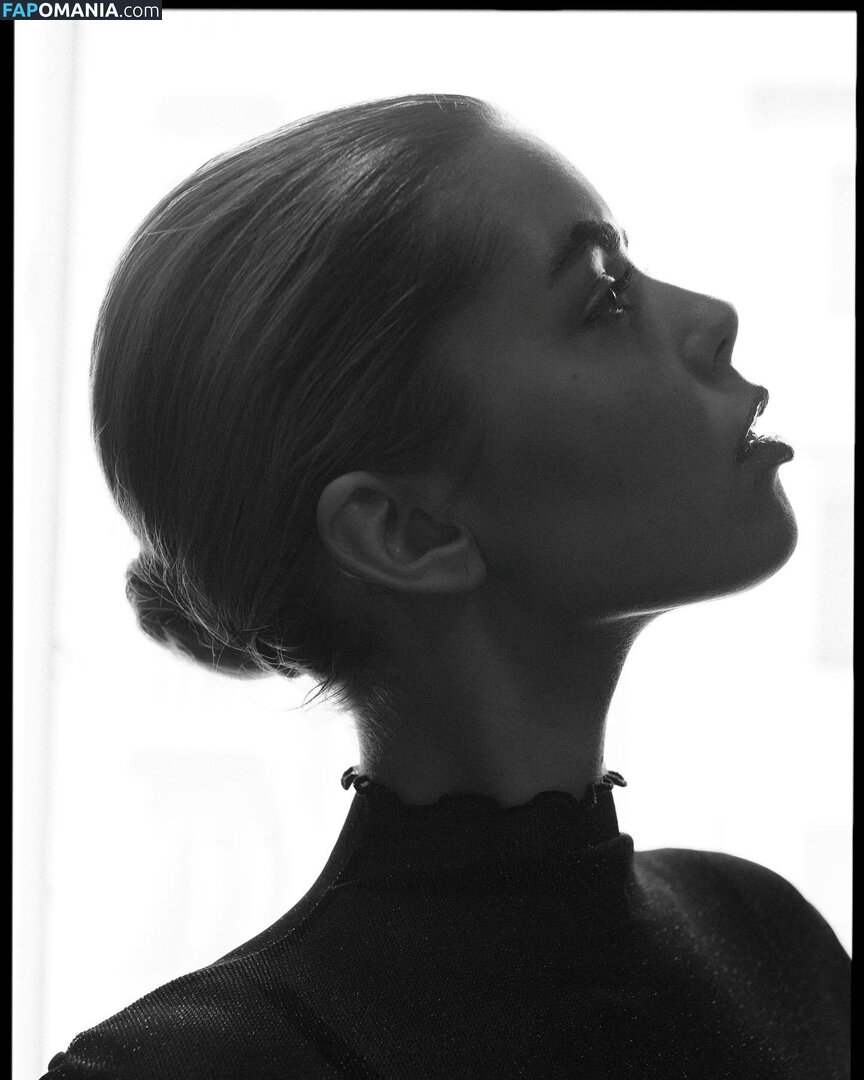 Dear.mathilda / dear_mathilda / https: / mathildtantot Обнажённый OnlyFans  Утёкшее фото #7