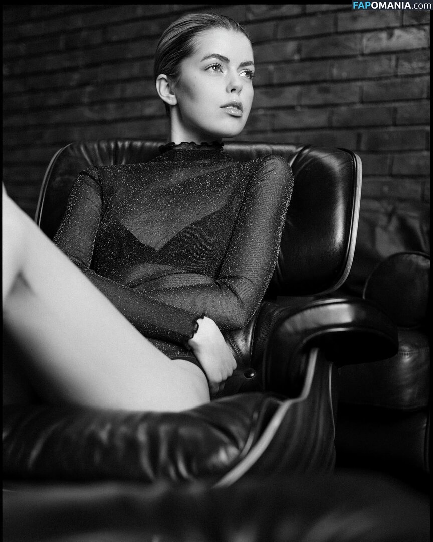 Dear.mathilda / dear_mathilda / https: / mathildtantot Обнажённый OnlyFans  Утёкшее фото #10