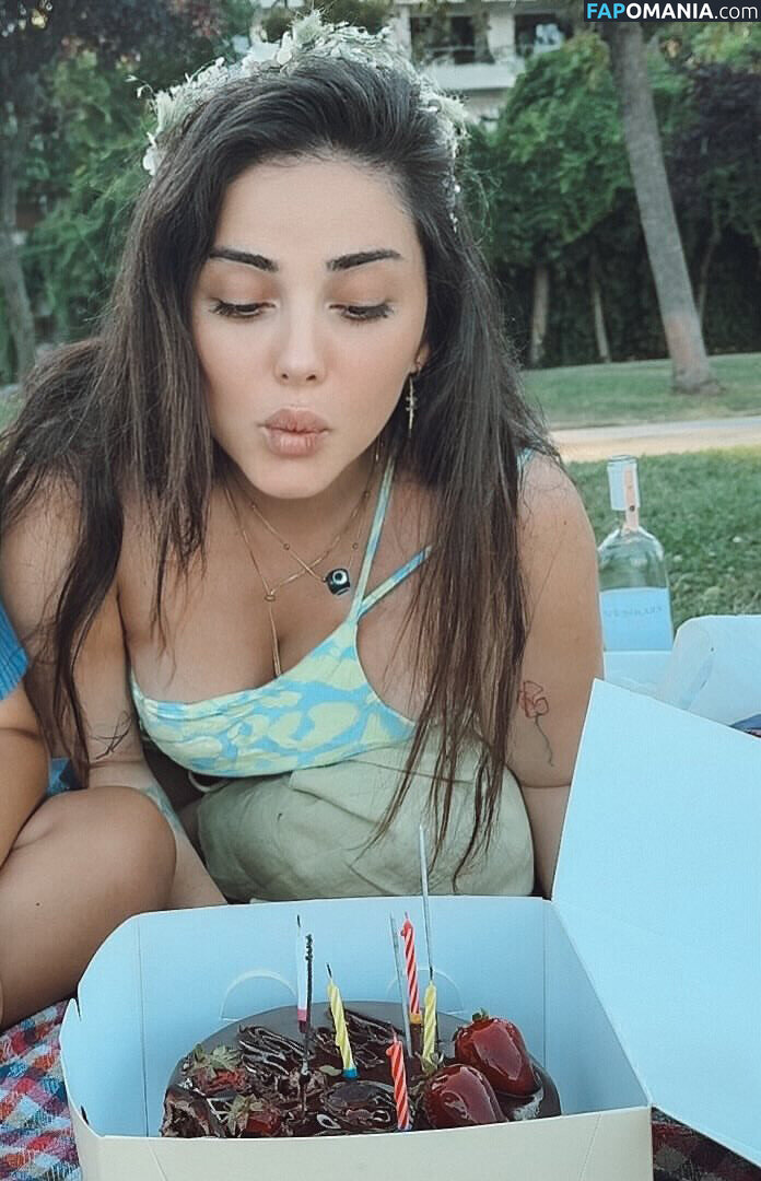 Deniz Bağdaş / denizbagdas Обнажённый OnlyFans  Утёкшее фото #6