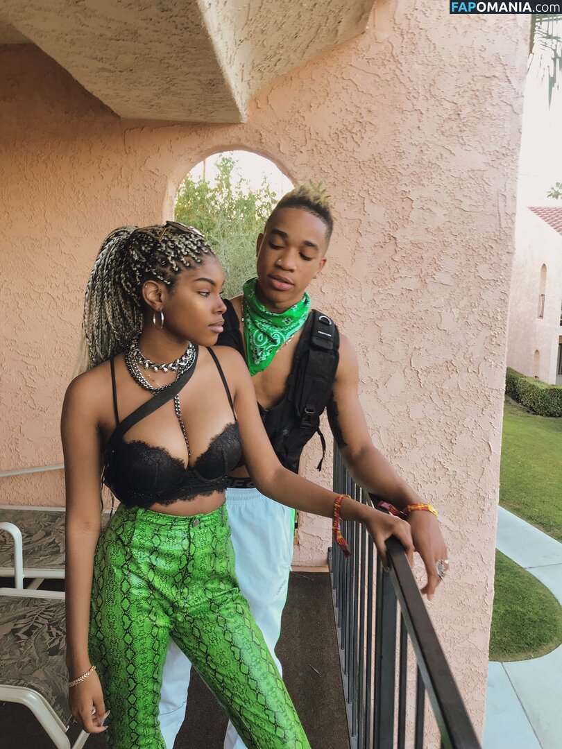 Diamond White / officialdiamondwhite Обнажённый OnlyFans  Утёкшее фото #14