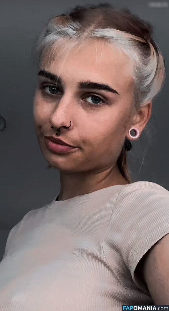 Dina / _ur_russian_dina / coco_ppop01 / dinadewgong Обнажённый OnlyFans  Утёкшее фото #46