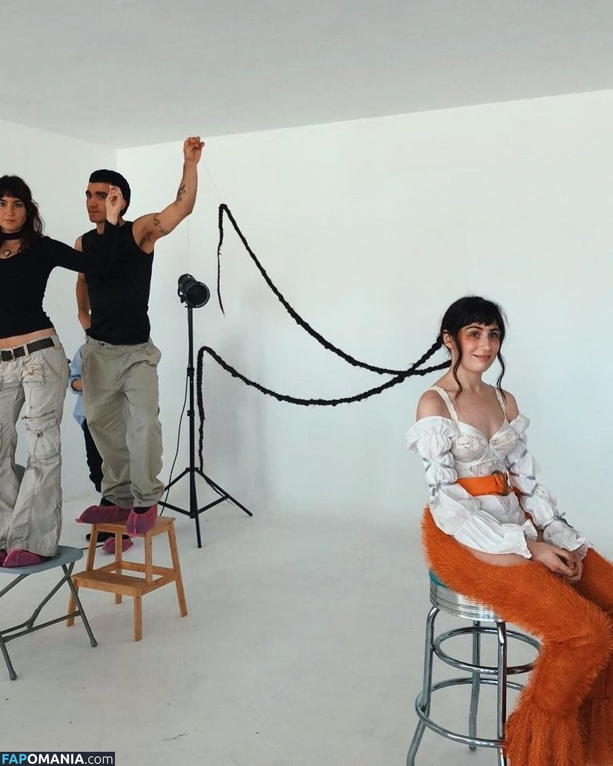 Doddleoddle / Dodie Clark Обнажённый OnlyFans  Утёкшее фото #36