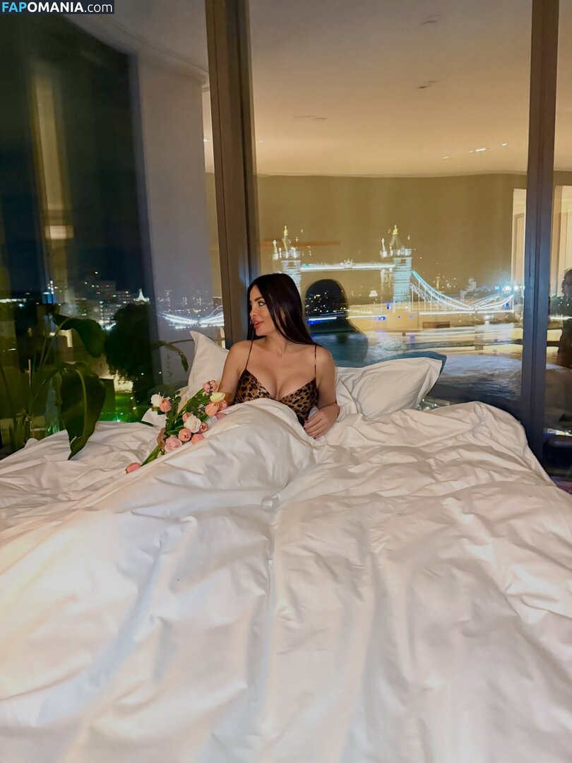 Dominique Hourani / DominiqueHorani / dominiquehourani / https: Обнажённый OnlyFans  Утёкшее фото #3