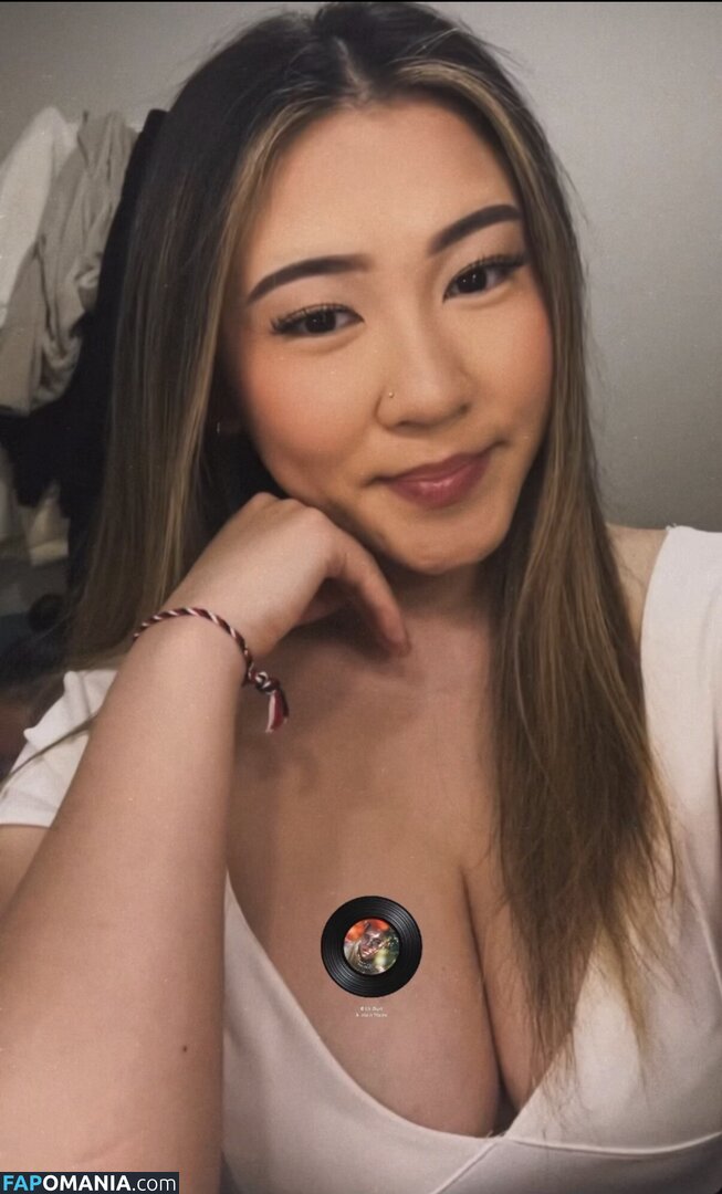 Donnavanggg Обнажённый OnlyFans  Утёкшее фото #2