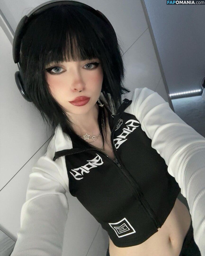 Drowsylio Обнажённый OnlyFans  Утёкшее фото #1