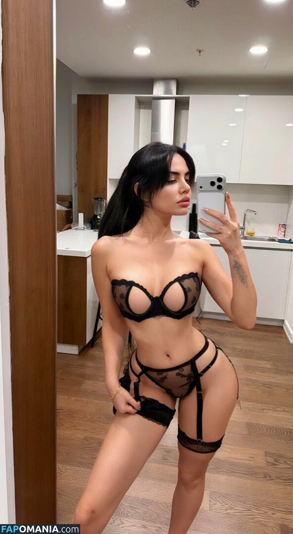 Ece Ronay / Eceronayofficial Обнажённый OnlyFans  Утёкшее фото #8