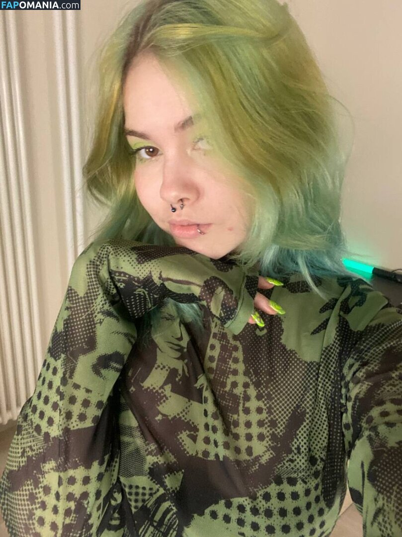 edinacowee Обнажённый OnlyFans  Утёкшее фото #1