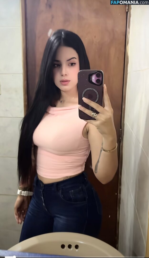 Edvcf16 / charlottegonzalez_02 Обнажённый OnlyFans  Утёкшее фото #1