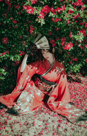 eeelyeee (Ely Cosplay)