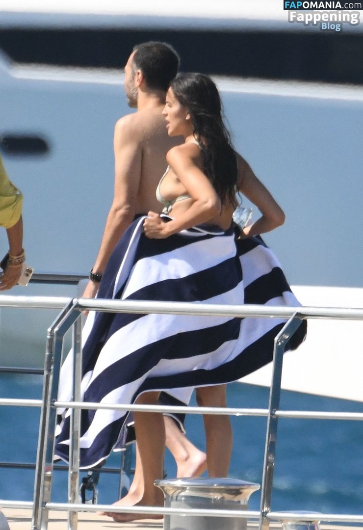 Eiza Gonzalez / eizagonzalez / elisagonz Обнажённый OnlyFans  Утёкшее фото #84