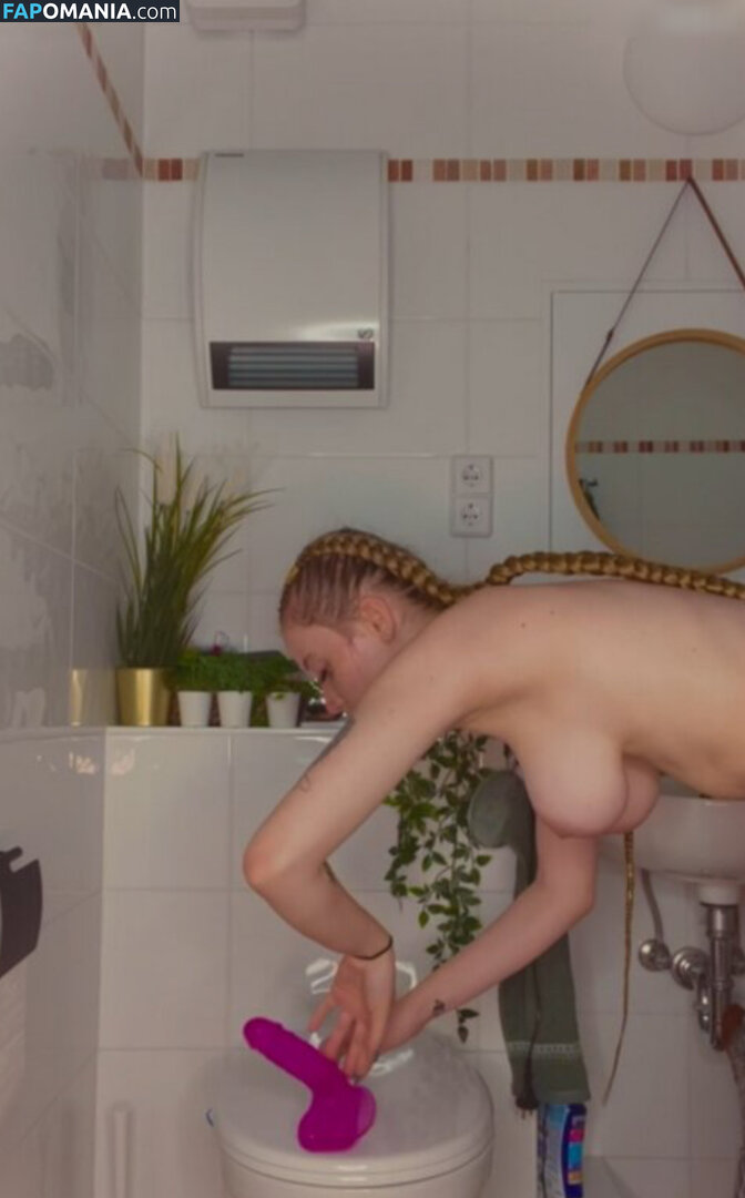 Elenas Caprice Обнажённый OnlyFans  Утёкшее фото #2