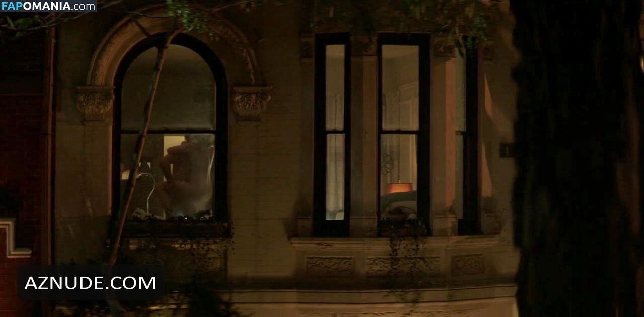 Elizabeth Lail / https: Обнажённый OnlyFans  Утёкшее фото #2