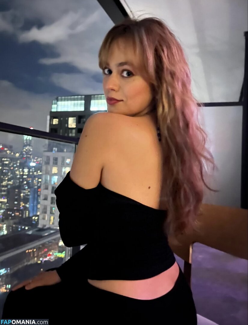 Ella Ballentine / ellaballentine Обнажённый OnlyFans  Утёкшее фото #2