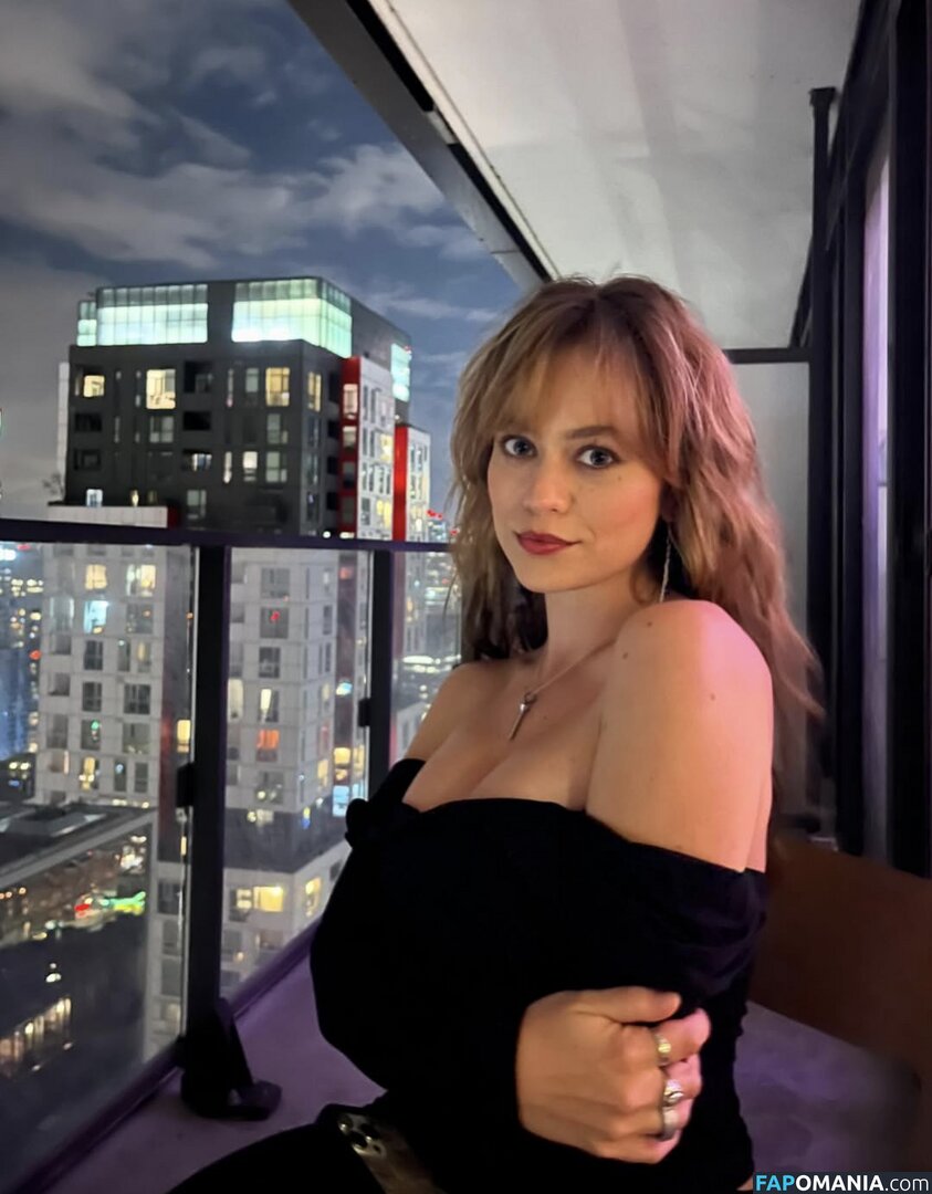 Ella Ballentine / ellaballentine Обнажённый OnlyFans  Утёкшее фото #3