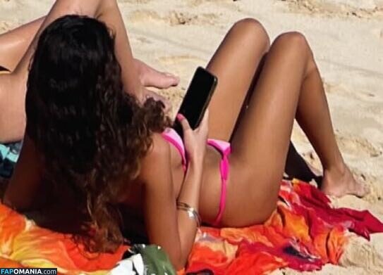 Ella Erwin / ellaerwinn_ Обнажённый OnlyFans  Утёкшее фото #1