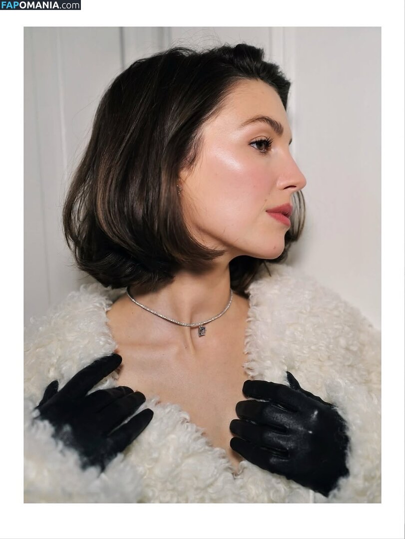 Ella Hunt / EllaHunt Обнажённый OnlyFans  Утёкшее фото #93