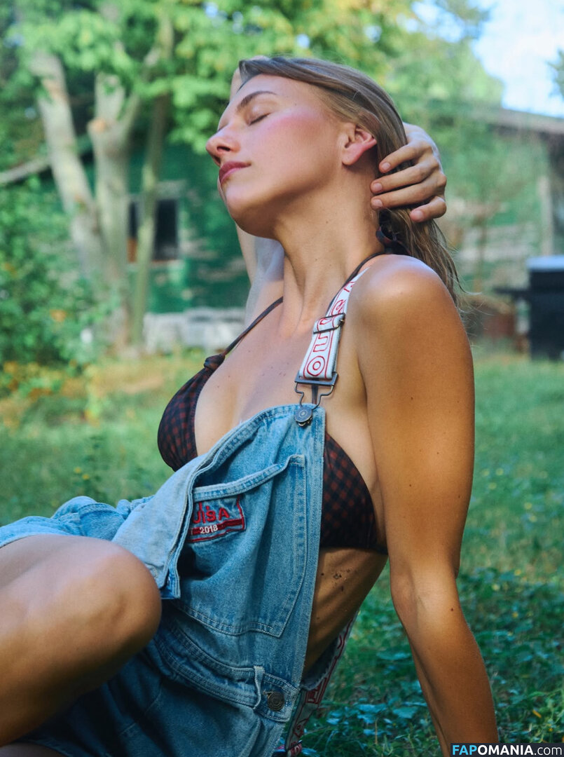 Ella Kernkamp / ellakernkamp Обнажённый OnlyFans  Утёкшее фото #5