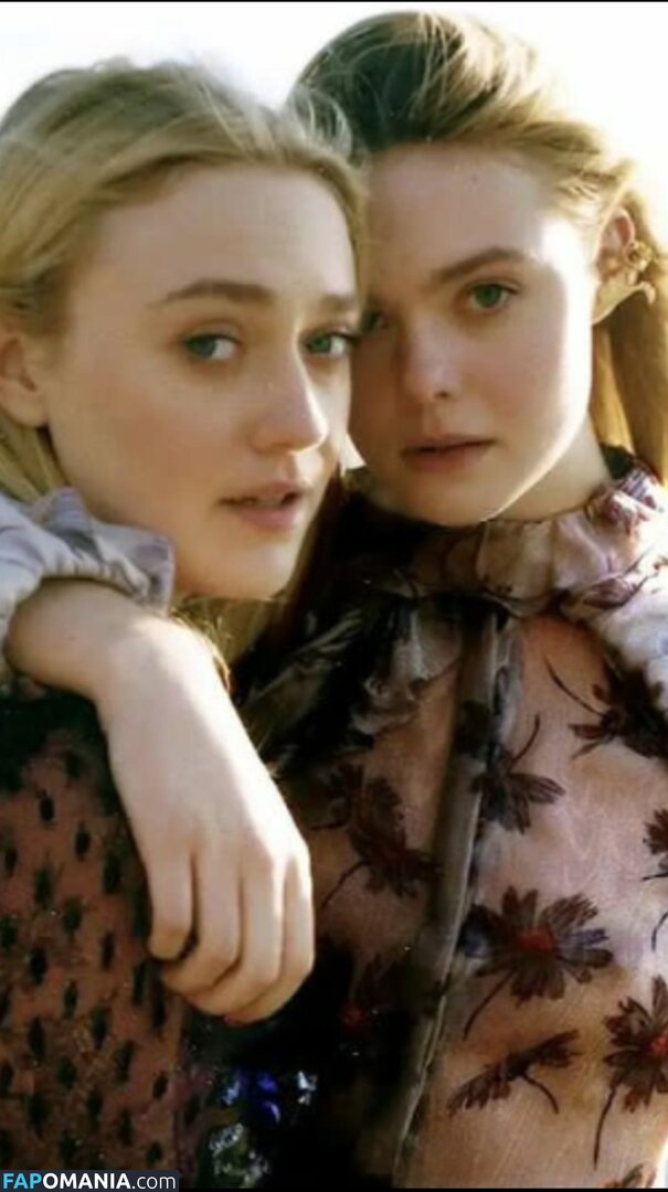 Elle Fanning / ellefanning Обнажённый OnlyFans  Утёкшее фото #59