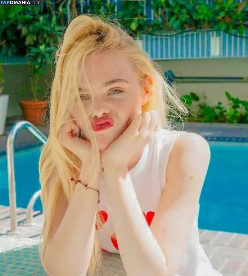 Elle Fanning / ellefanning Обнажённый OnlyFans  Утёкшее фото #79