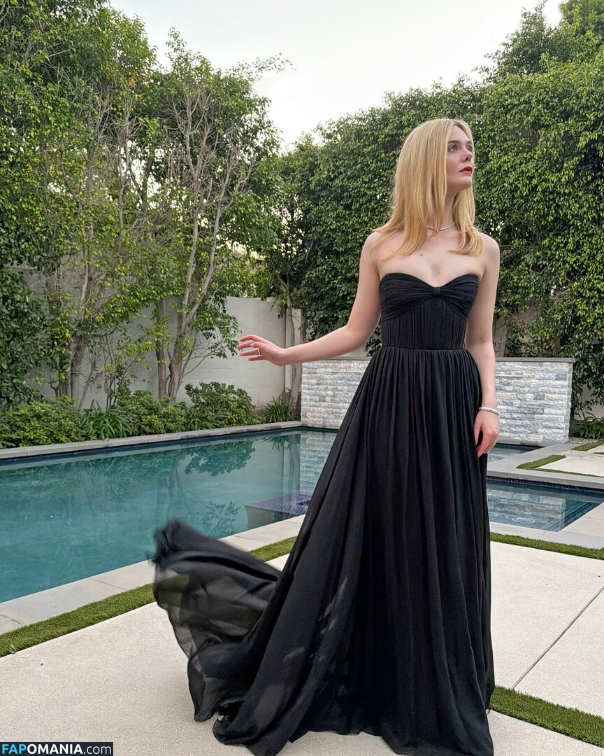 Elle Fanning / ellefanning Обнажённый OnlyFans  Утёкшее фото #102