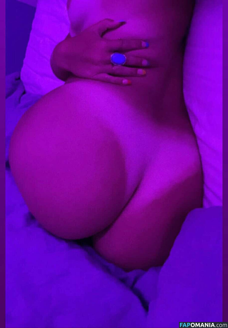 Ellie / Ellie Hammond / ellie.rhammond_ Обнажённый OnlyFans  Утёкшее фото #14