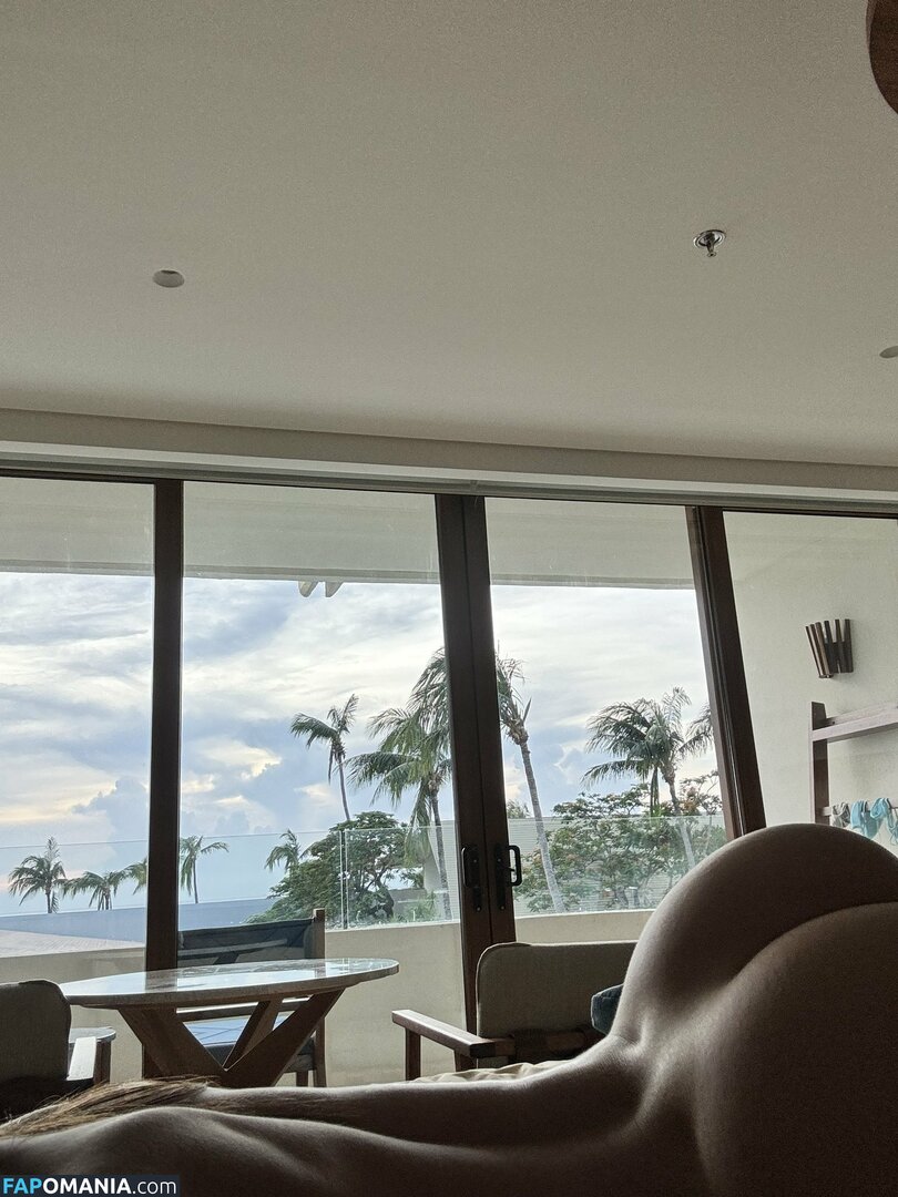 Ellieleen / itsnotellieleen Обнажённый OnlyFans  Утёкшее фото #1135