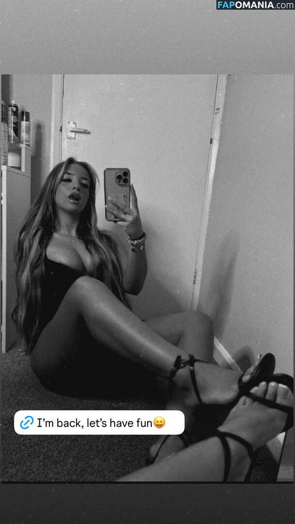 elliemaixo / homeworkhunniez Обнажённый OnlyFans  Утёкшее фото #1