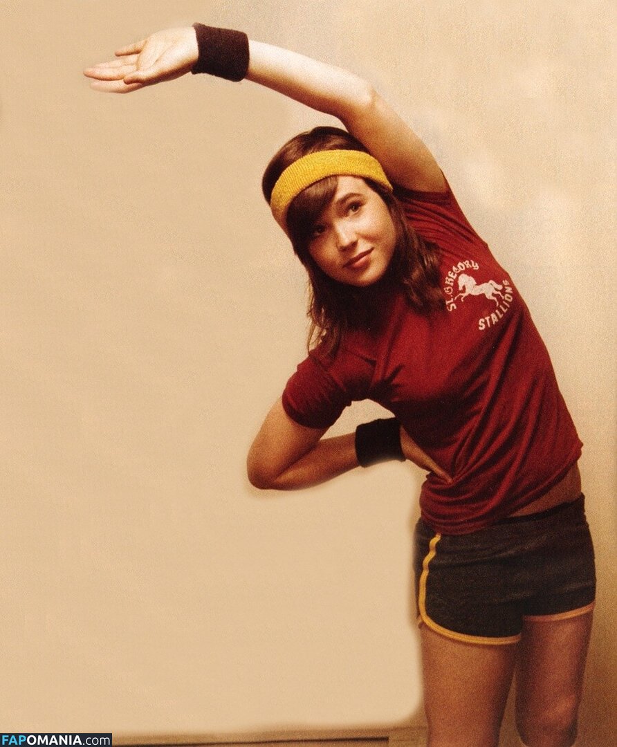 Elliot Page / elliotpage / formerly Ellen Page Обнажённый OnlyFans  Утёкшее фото #16