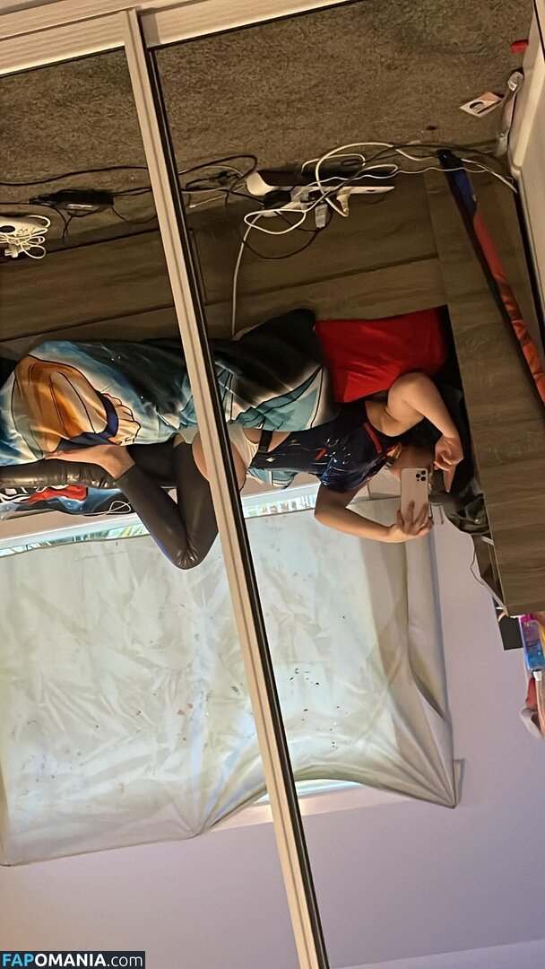  / Bashmacc / Elpheltz / Sleepconjurer / elpheltsz Обнажённый OnlyFans  Утёкшее фото #1