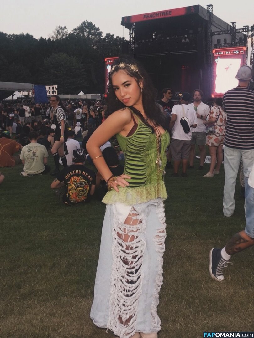 Emaleah Christou / emaleahchristou / https: Обнажённый OnlyFans  Утёкшее фото #10