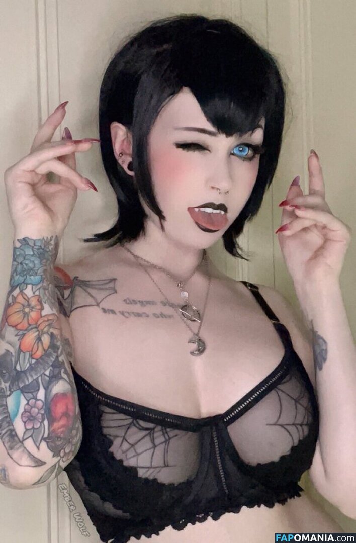 Emberwolfcosplay / emberwolf / theemberwolf Обнажённый OnlyFans  Утёкшее фото #4