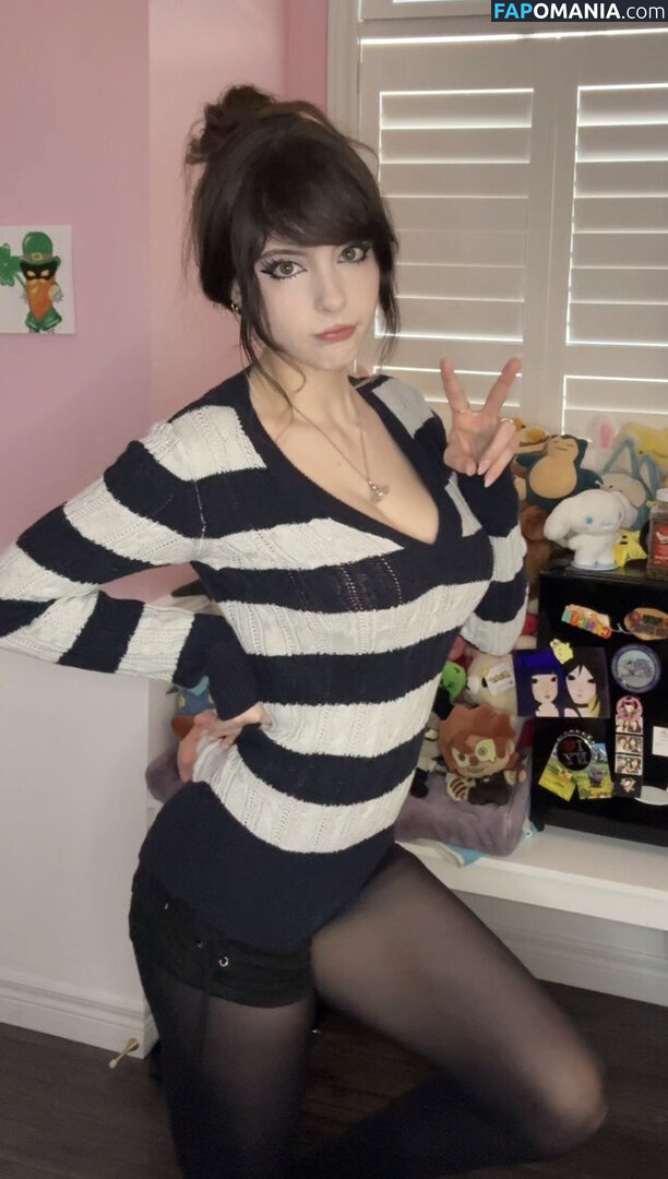 __emiki / em098 / emik28 / emiki / emiki28 / ilovekitties.28 Обнажённый OnlyFans  Утёкшее фото #5