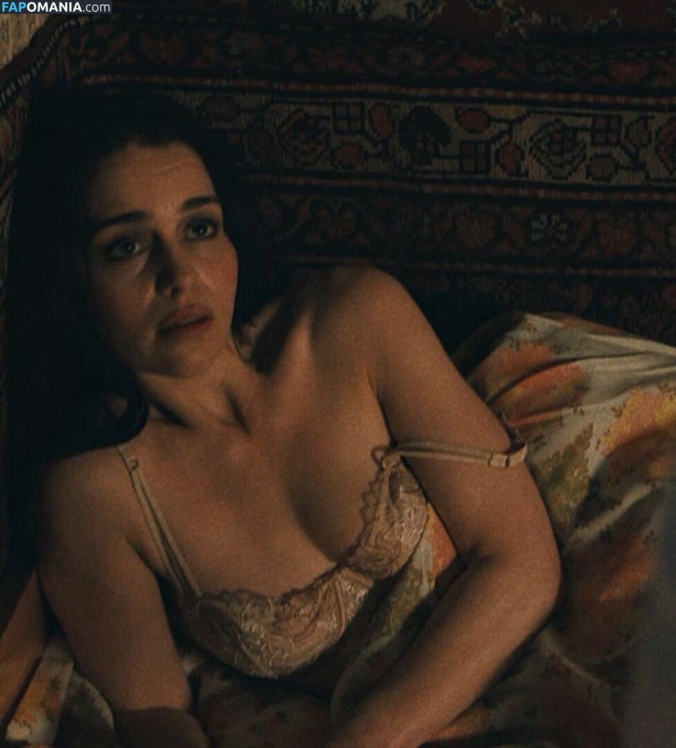 Emilia Clarke / clarkeyxo / emilia_clarke / emiliaclarke Обнажённый OnlyFans  Утёкшее фото #909