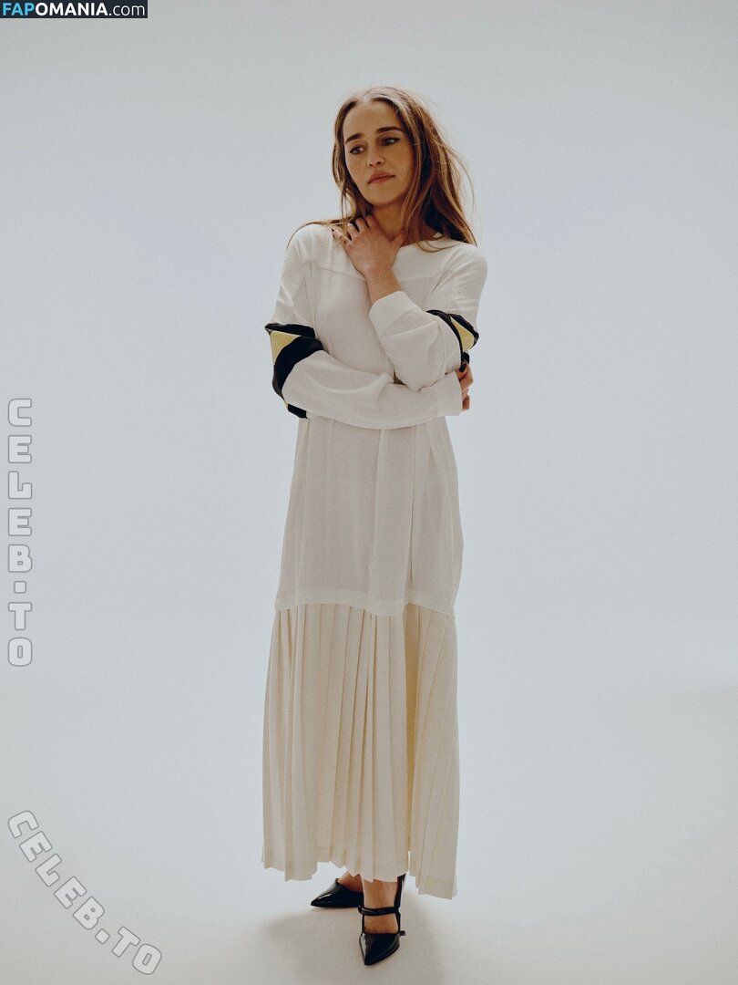 Emilia Clarke / clarkeyxo / emilia_clarke / emiliaclarke / emiliaclarkecentral / https: Обнажённый OnlyFans  Утёкшее фото #916