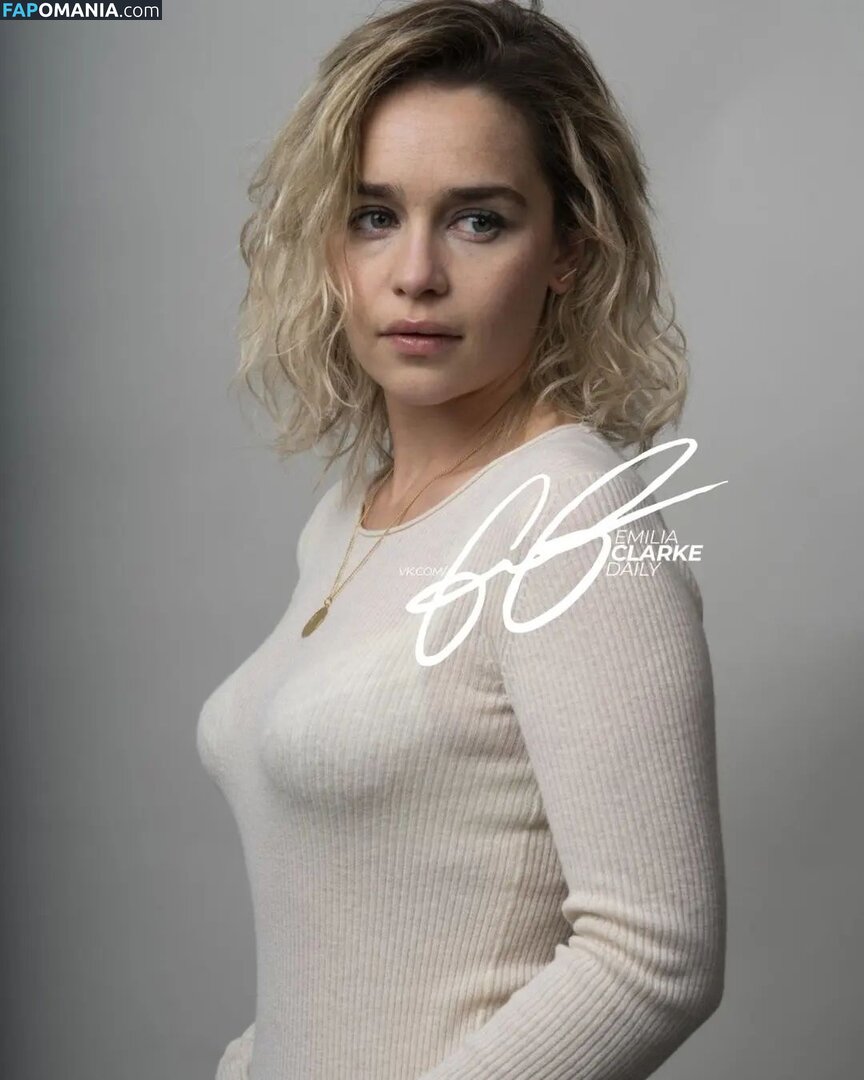 Emilia Clarke / clarkeyxo / emilia_clarke / emiliaclarke / emiliaclarkecentral / https: Обнажённый OnlyFans  Утёкшее фото #932
