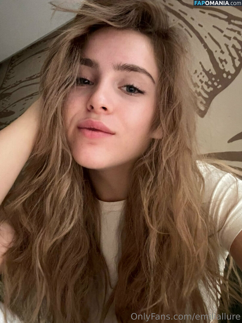 emiliallure Обнажённый OnlyFans  Утёкшее фото #8