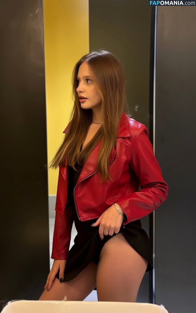 Emilly Campos / _emycampos Обнажённый OnlyFans  Утёкшее фото #2