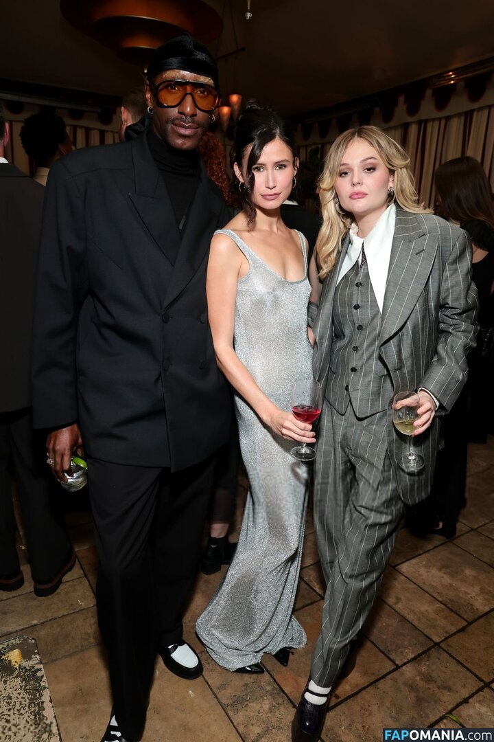 Emily Alyn Lind / emilylind Обнажённый OnlyFans  Утёкшее фото #125