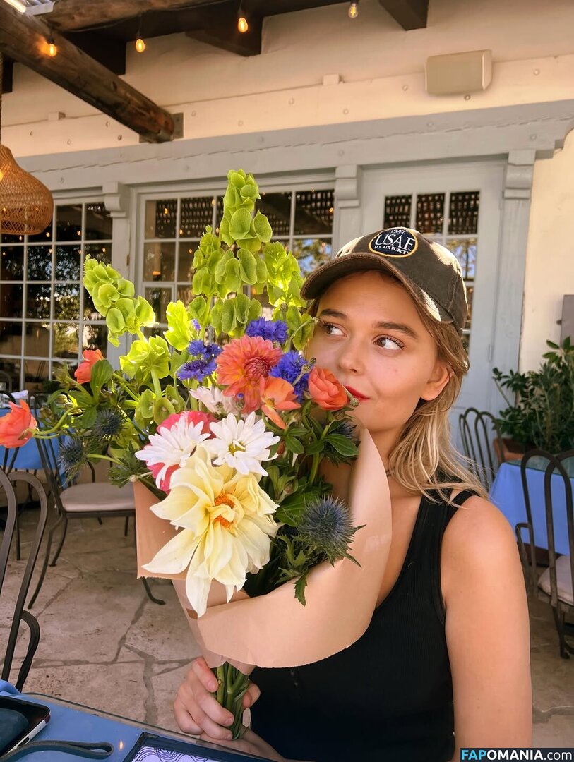 Emily Alyn Lind / emilylind Обнажённый OnlyFans  Утёкшее фото #135