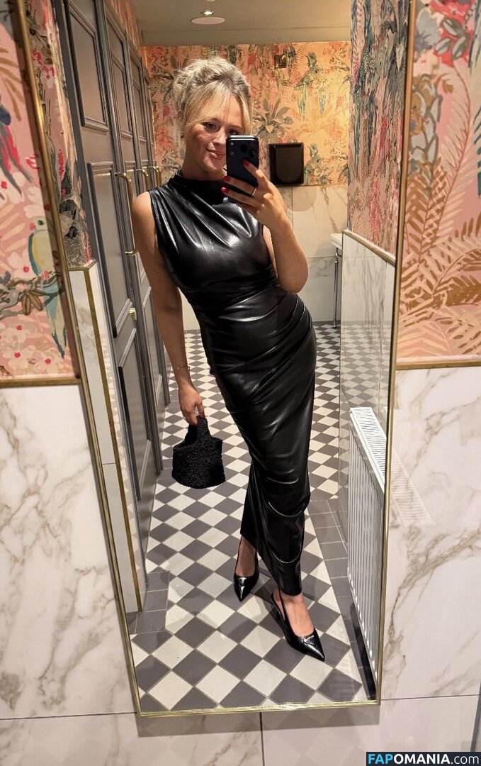 Emily Atack / emilyatack Обнажённый OnlyFans  Утёкшее фото #13