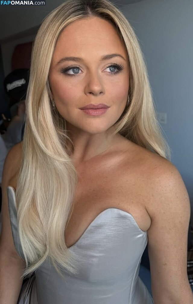 Emily Atack / emilyatack Обнажённый OnlyFans  Утёкшее фото #24