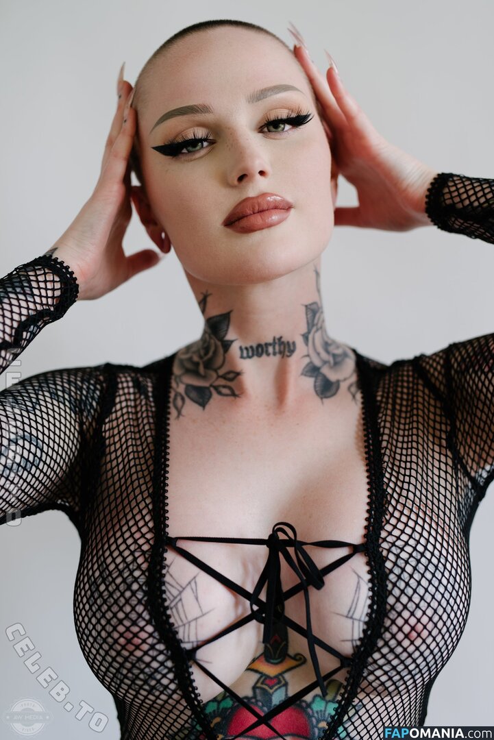 Emily Boring / embodoe / https: Обнажённый OnlyFans  Утёкшее фото #1
