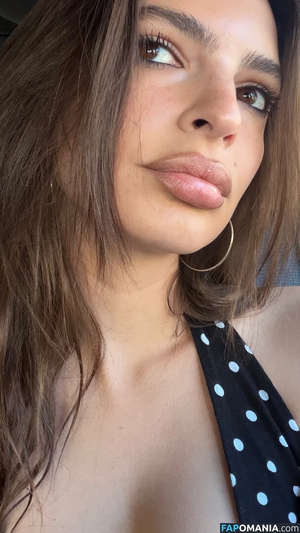 Emily Ratajkowski / Officialemilyratajkowski / emrata / https: Обнажённый OnlyFans  Утёкшее фото #14