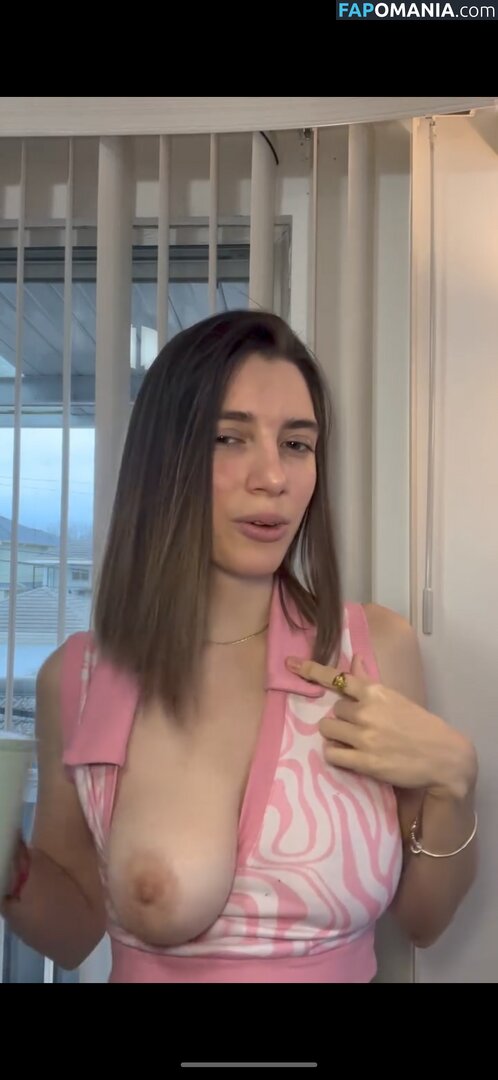 Emily Winterfell / emilysylraa / emilywinterfell / emilyxvirel / emilyxvirel... Обнажённый OnlyFans  Утёкшее фото #2