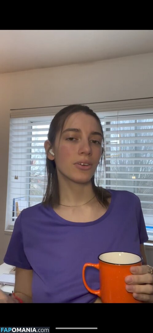 Emily Winterfell / emilysylraa / emilywinterfell / emilyxvirel / emilyxvirel... Обнажённый OnlyFans  Утёкшее фото #3