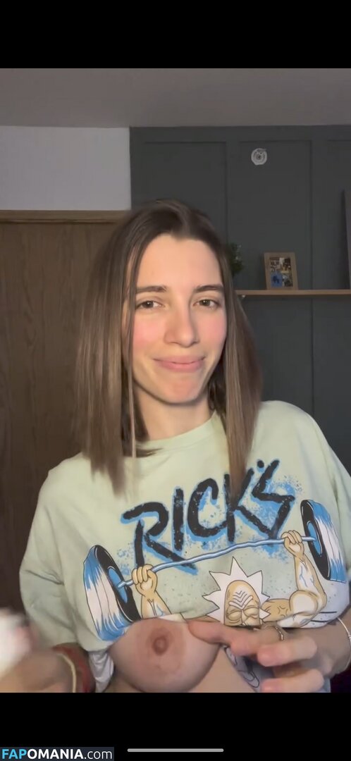 Emily Winterfell / emilysylraa / emilywinterfell / emilyxvirel / emilyxvirel... Обнажённый OnlyFans  Утёкшее фото #15